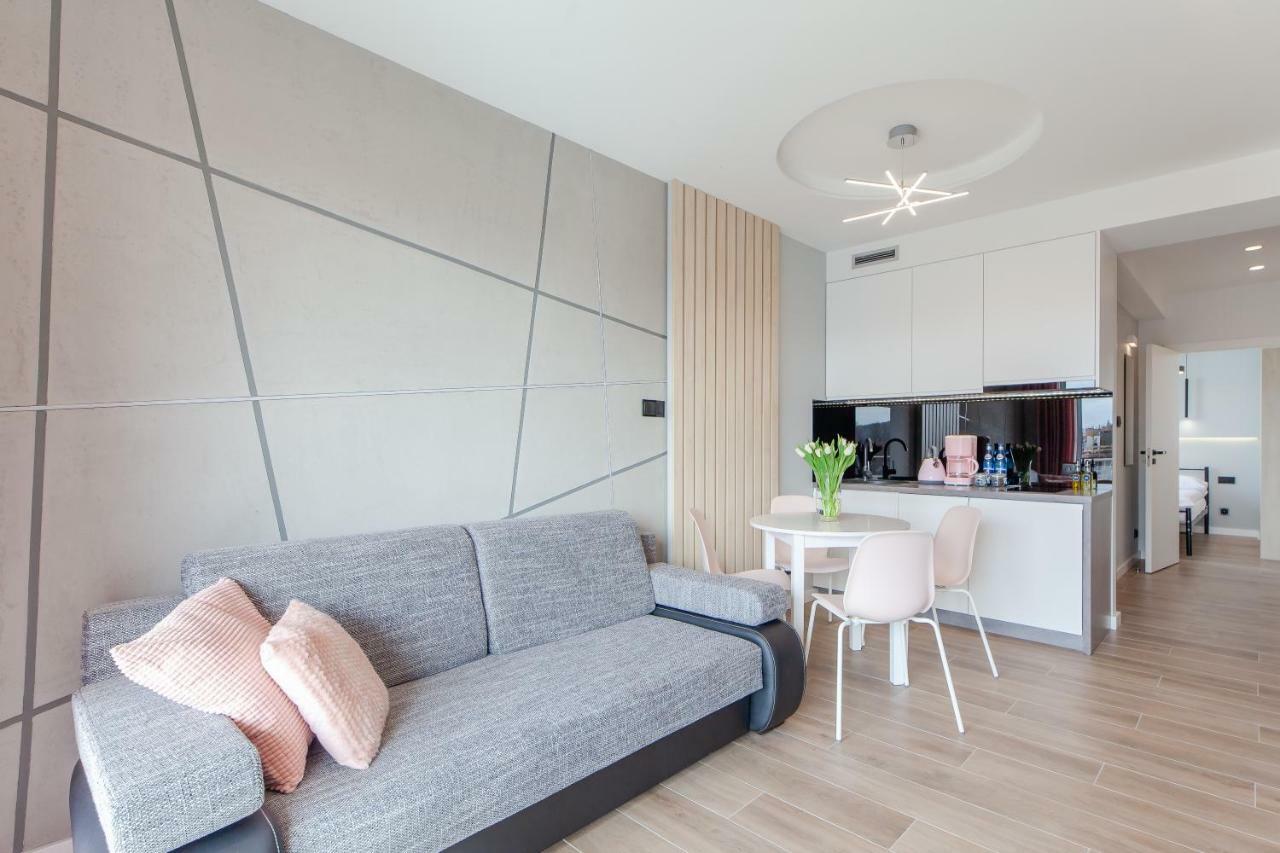 Apartment Pink Flamingo By Noclegi Renters เมียนซิดดรอแย ภายนอก รูปภาพ