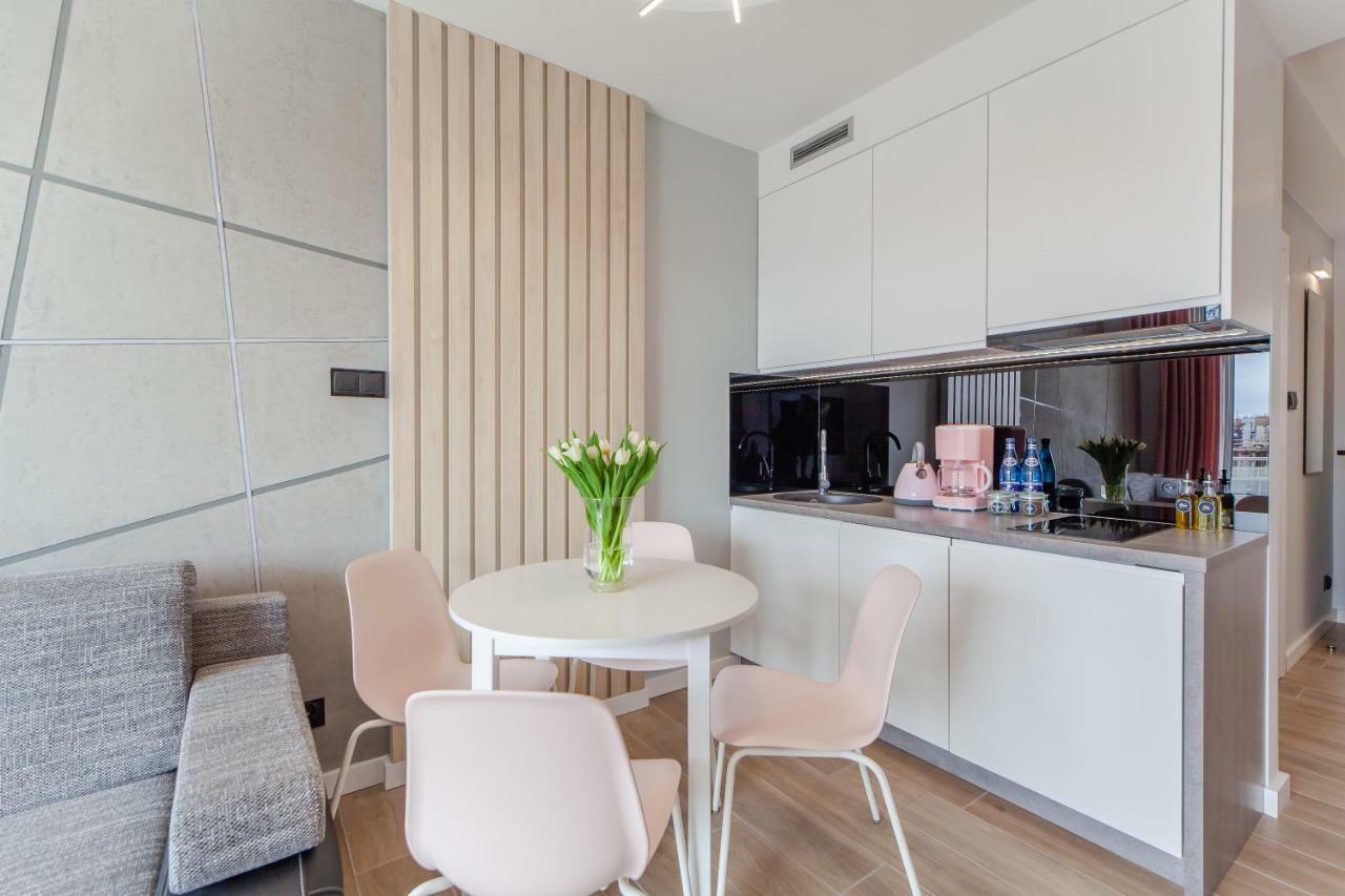 Apartment Pink Flamingo By Noclegi Renters เมียนซิดดรอแย ภายนอก รูปภาพ